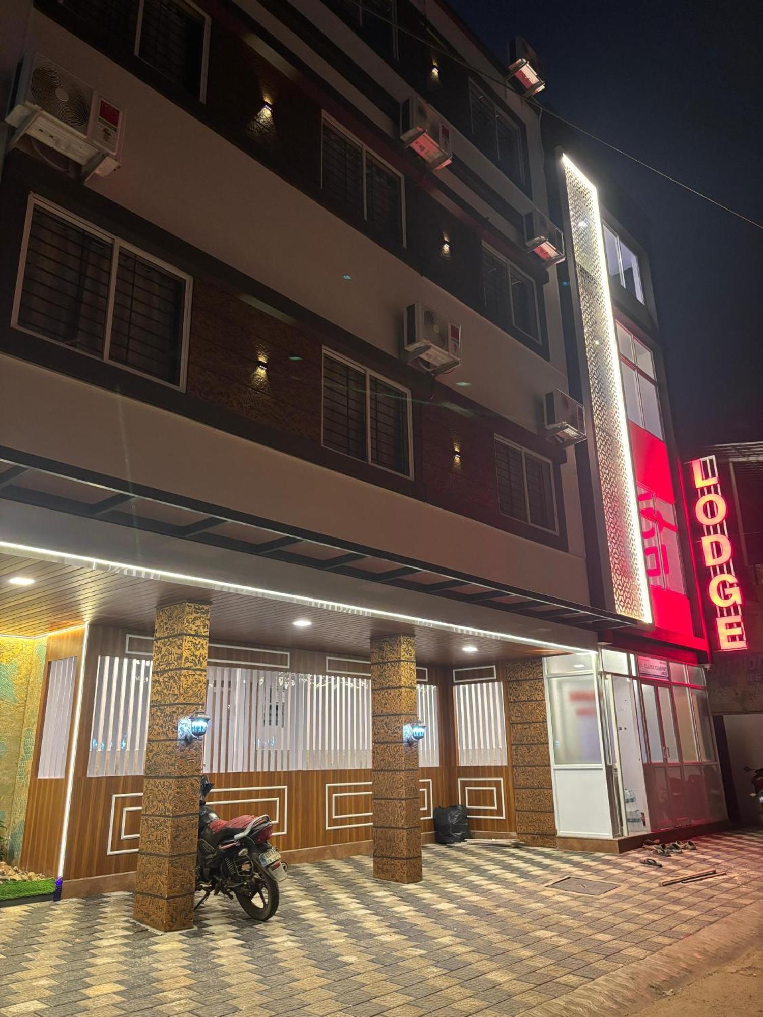 Classic Comfort Lodge Mangalore Eksteriør bilde